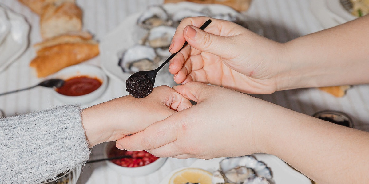 Pacific Oysters from Franklin Harbour | Dinner Party with Oysters and Caviar Bumps | Pacific Oyster Co.